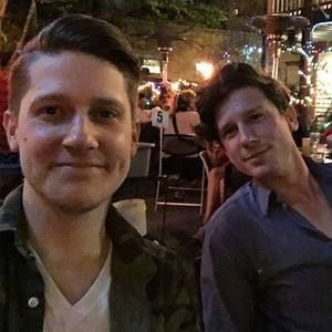 Meet your Posher, Clark